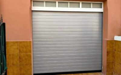 Cómo funciona una puerta automática por dentro: guía para no técnicos